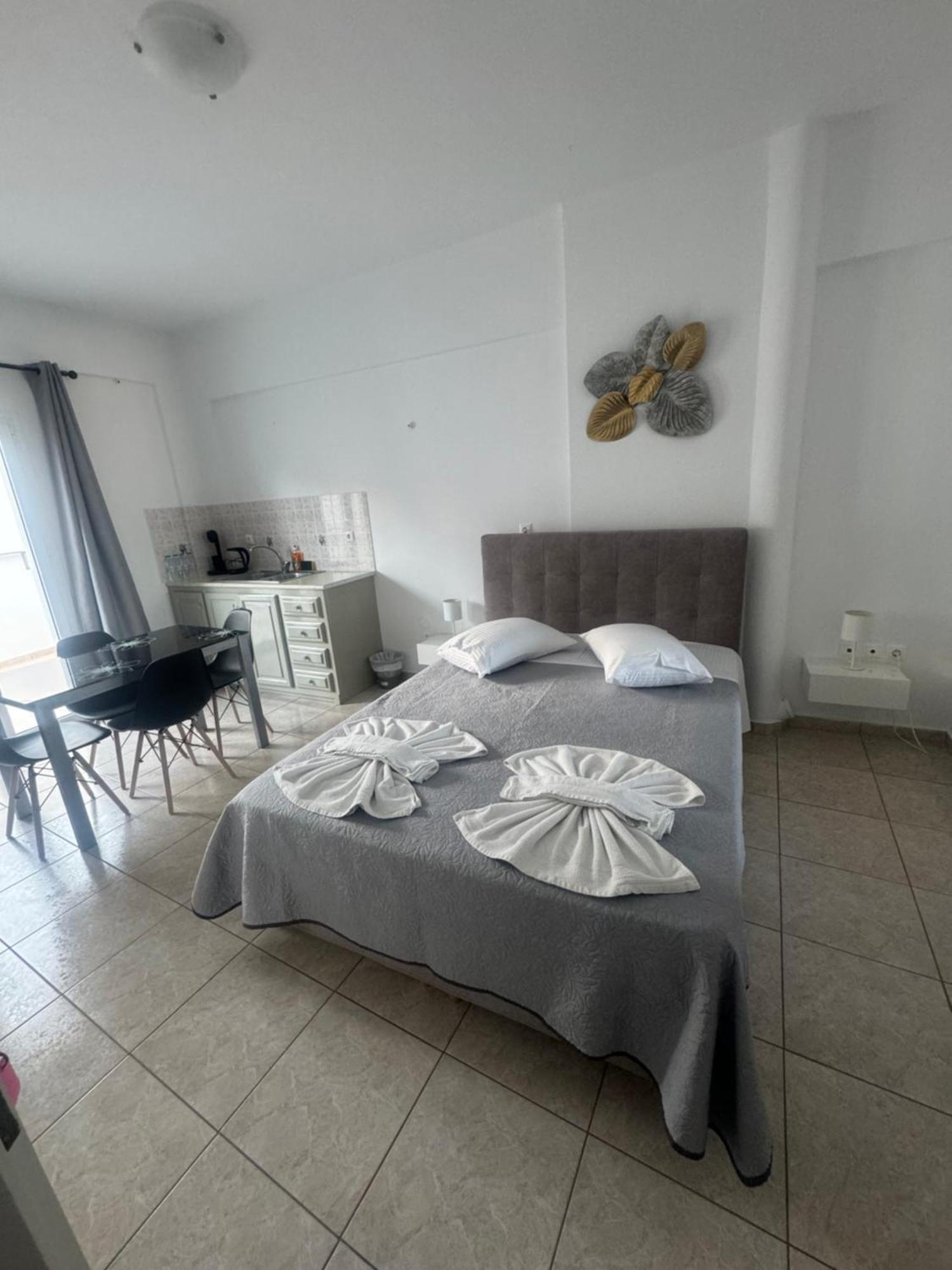 Villa Tania R Firostefani Esterno foto