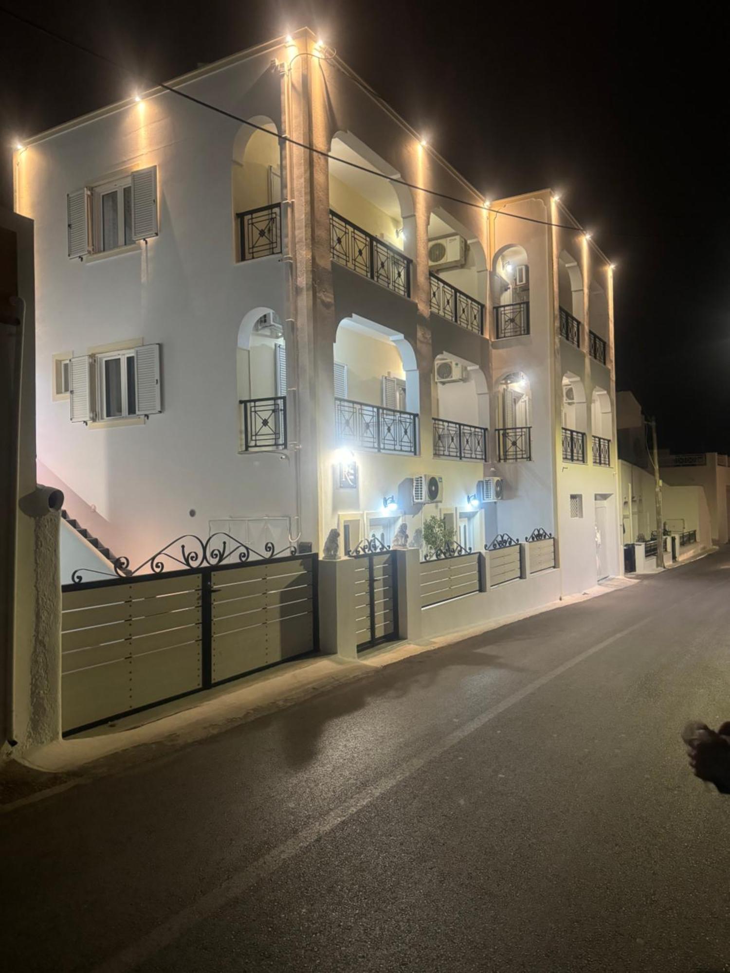 Villa Tania R Firostefani Esterno foto
